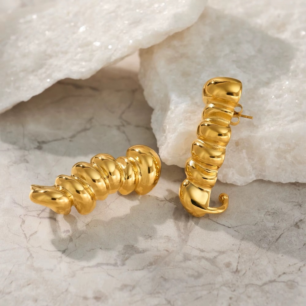 Golden Ripple Bold Earrings